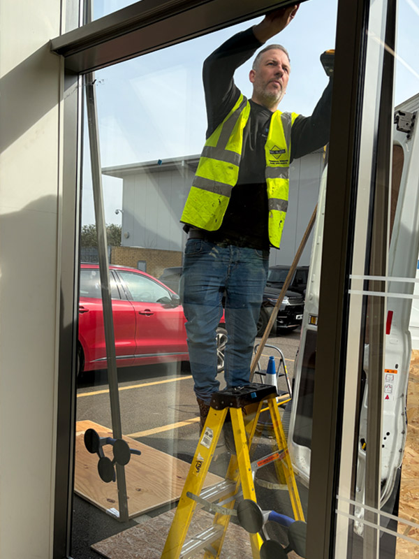 MGC Glazing - Jaguar Land Rover - Showroom Glazing